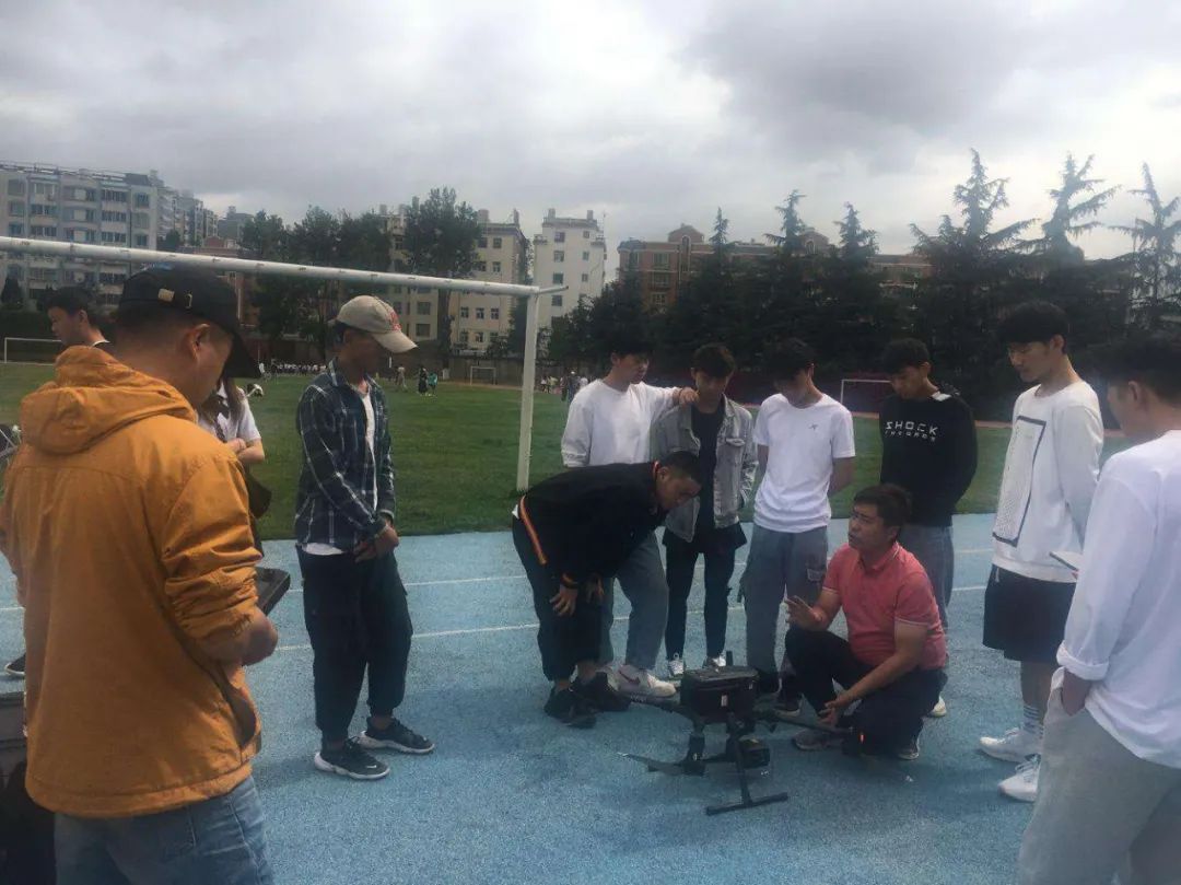 微信图片_20210610142930.jpg 微信图片_20210610142930.jpg
