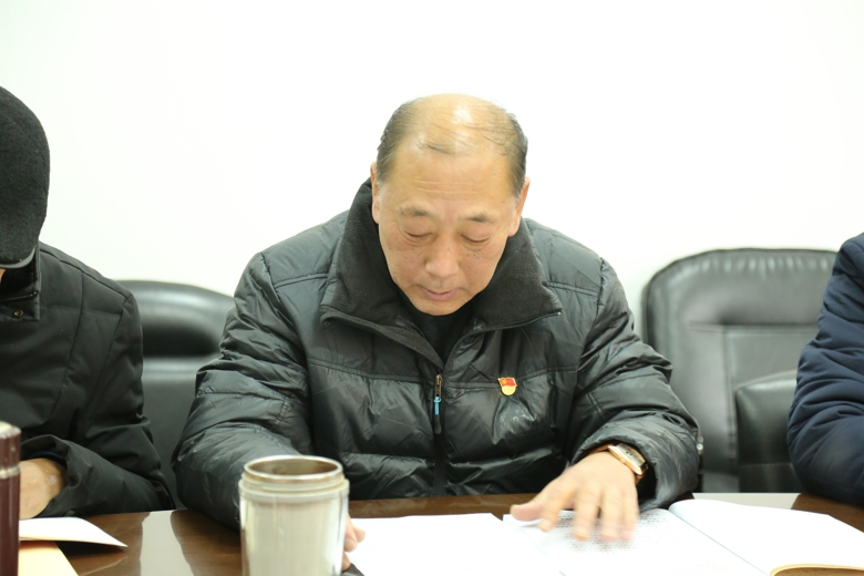 书记.jpg 书记.jpg